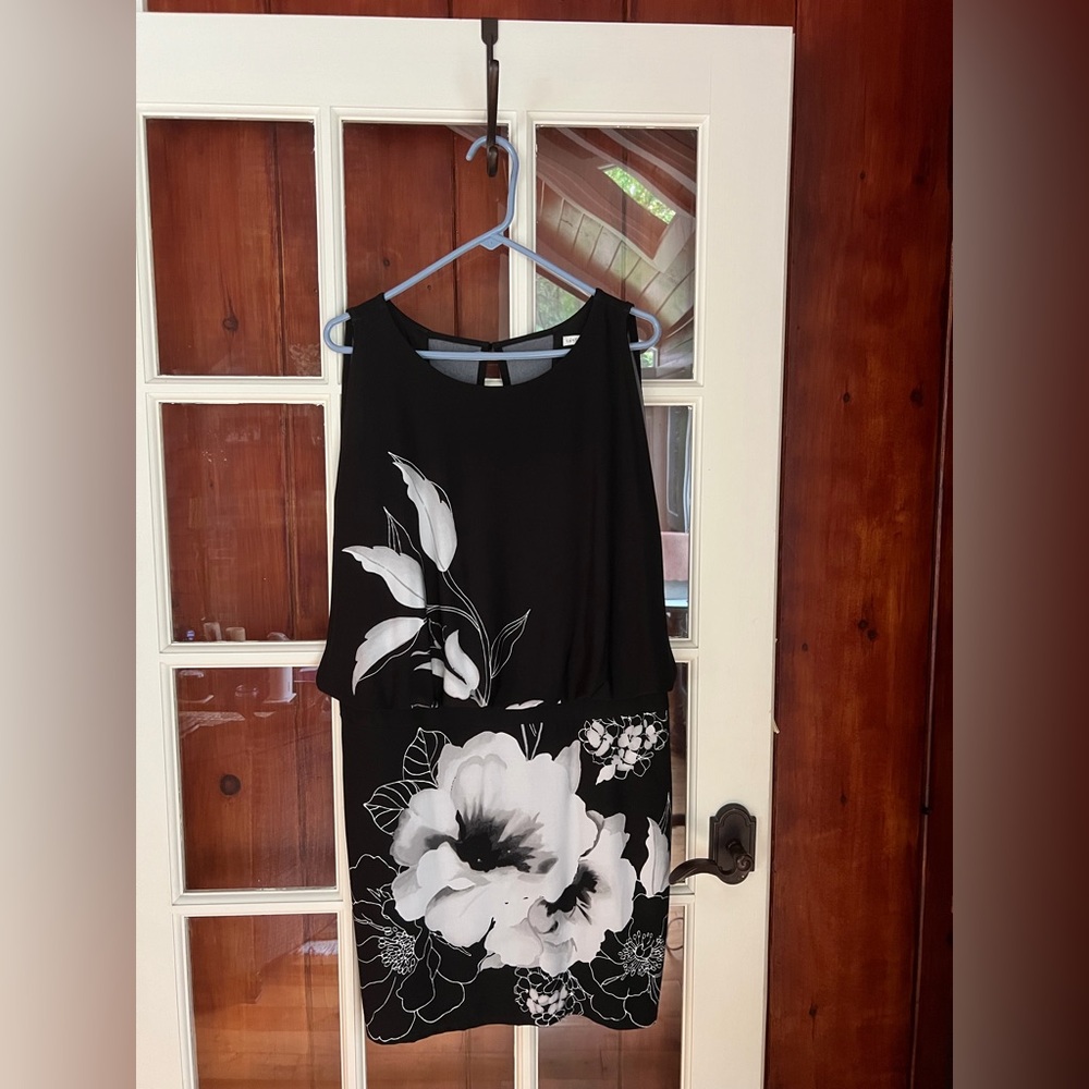 Sandra Darren Black and White Floral Midi Dress